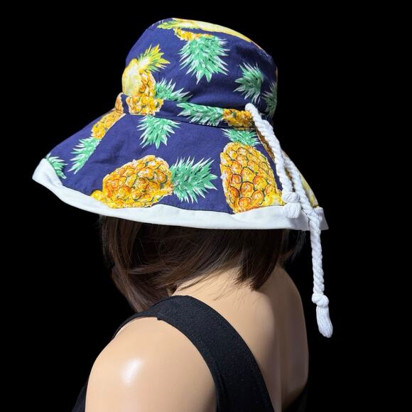 Panama Jack Reversible Bucket Hat Pineapple / White Sun Vacation Cruise - Picture 9 of 9